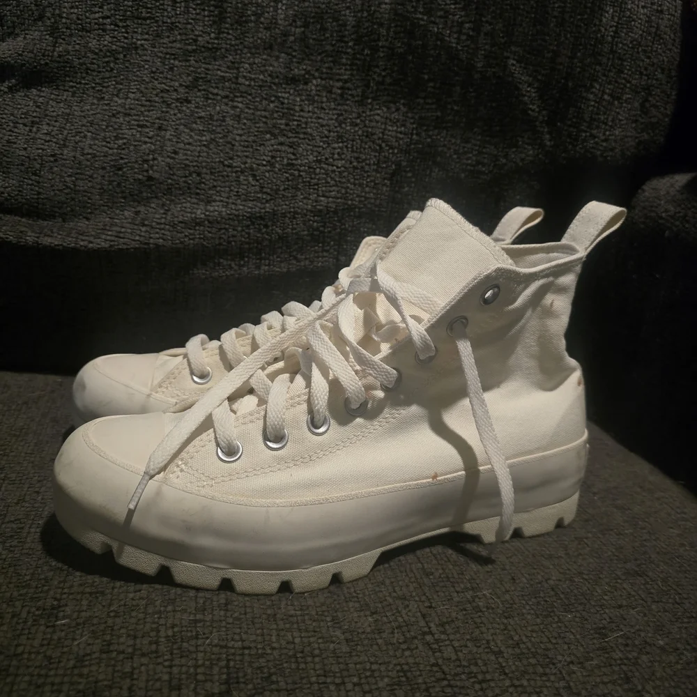 Converse Women's White High-Top Lug Sole Sneakers - Picture 1 of 6